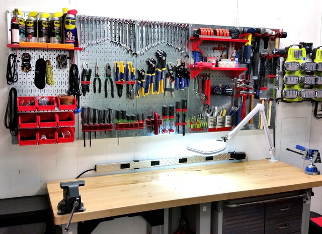 Pegboard Duvar
