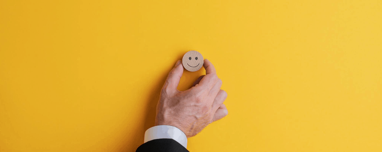 ¿Es ilegal escribir una reseña falsa?