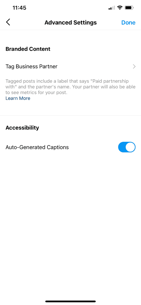 自動キャプションがオンになっていることを示すIGTVの詳細設定のスクリーンショット。