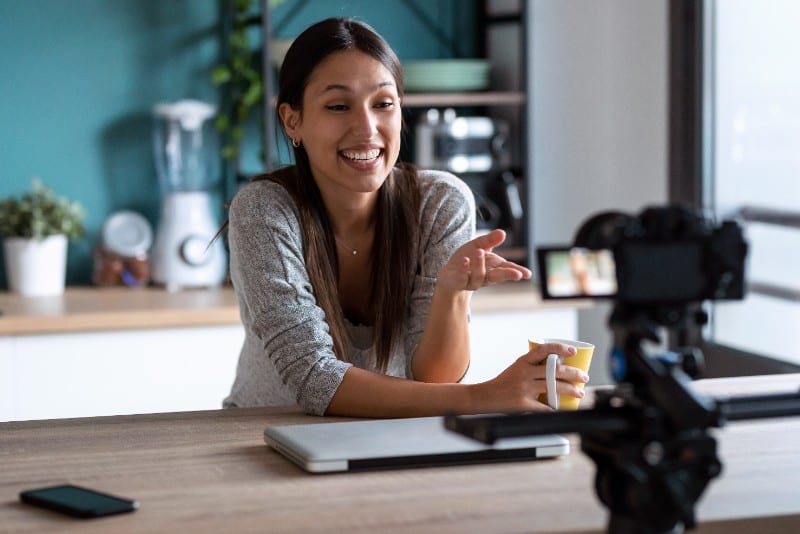 Linkedin canlı video