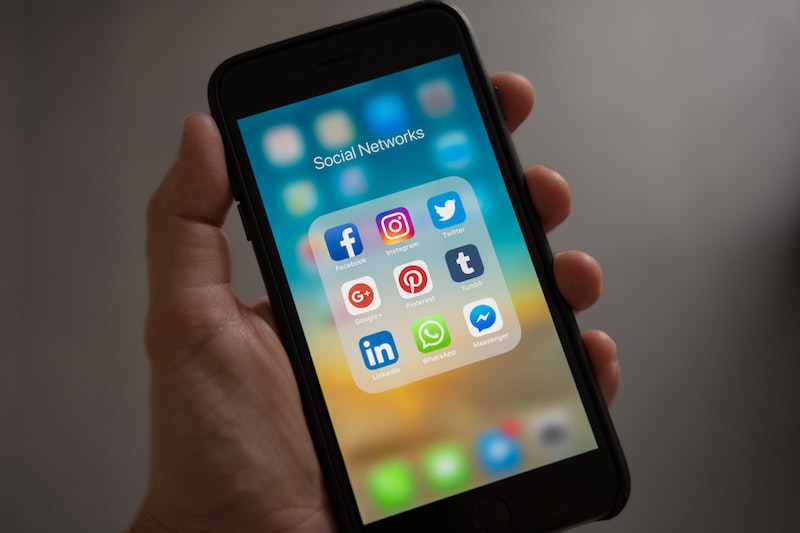Berapa banyak platform media sosial yang ada?