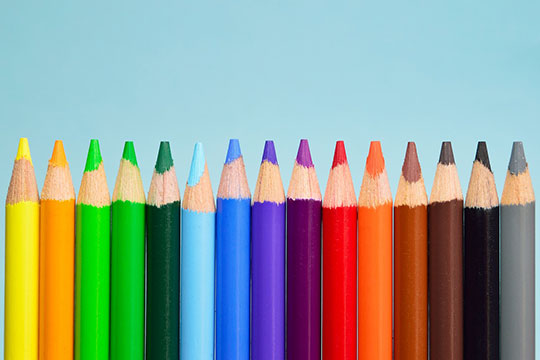 Culoare în vizualizarea datelor de marketing digital - art-grup-echipă-paleta-de-color-desen-vopsea-creativitate