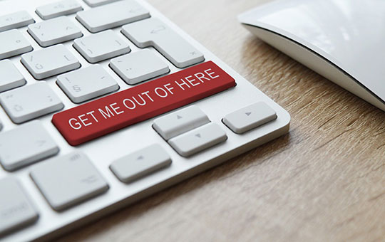 bahaya-keamanan-ancaman-cyber-crime-scam-virus-hack