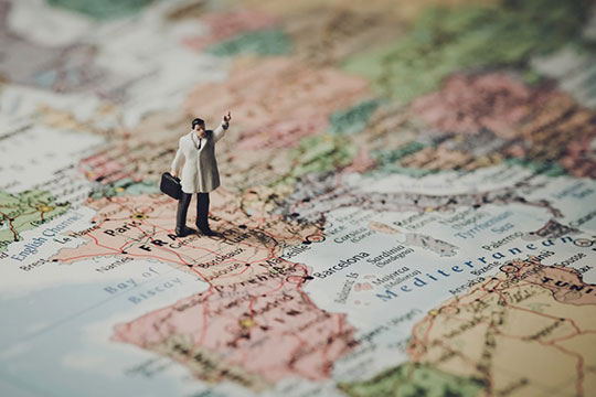 探索-地理-全球-指导-旅程-位置-地图-GPS-导航-世界-发展中-旅游应用