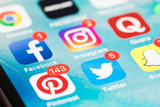 ソーシャルメディアキャンペーンマーケティングモバイル