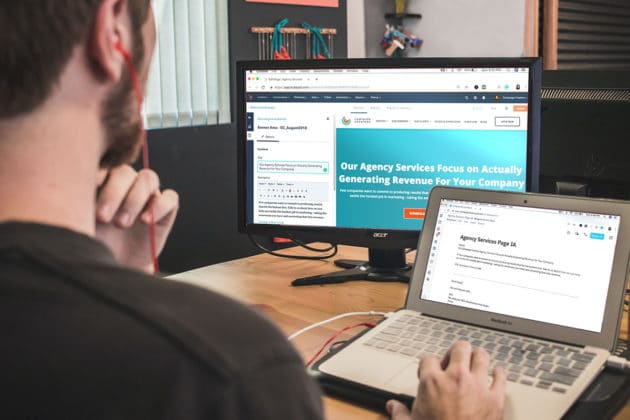 كمبيوتر - كمبيوتر محمول - تسويق - المدونات - عمل - مكتب - سيو - تصميم مواقع الويب