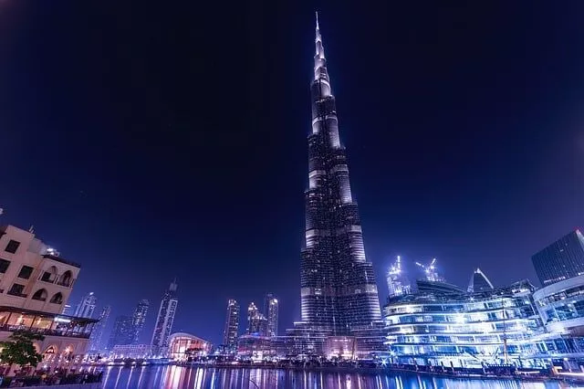 Foto do Burj Khalifa, o arranha-céu mais alto do mundo.