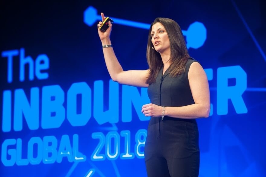 Samantha Noble, Teklif Verilebilir Anlar