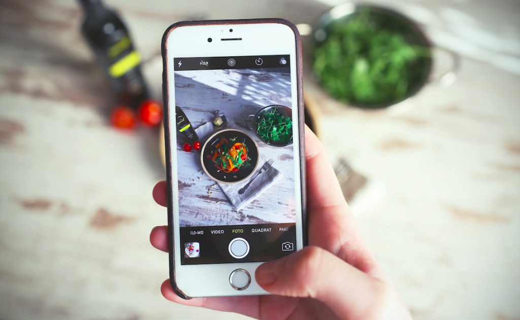 yemek fotoğrafı çekmek