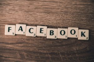 フェイスブック