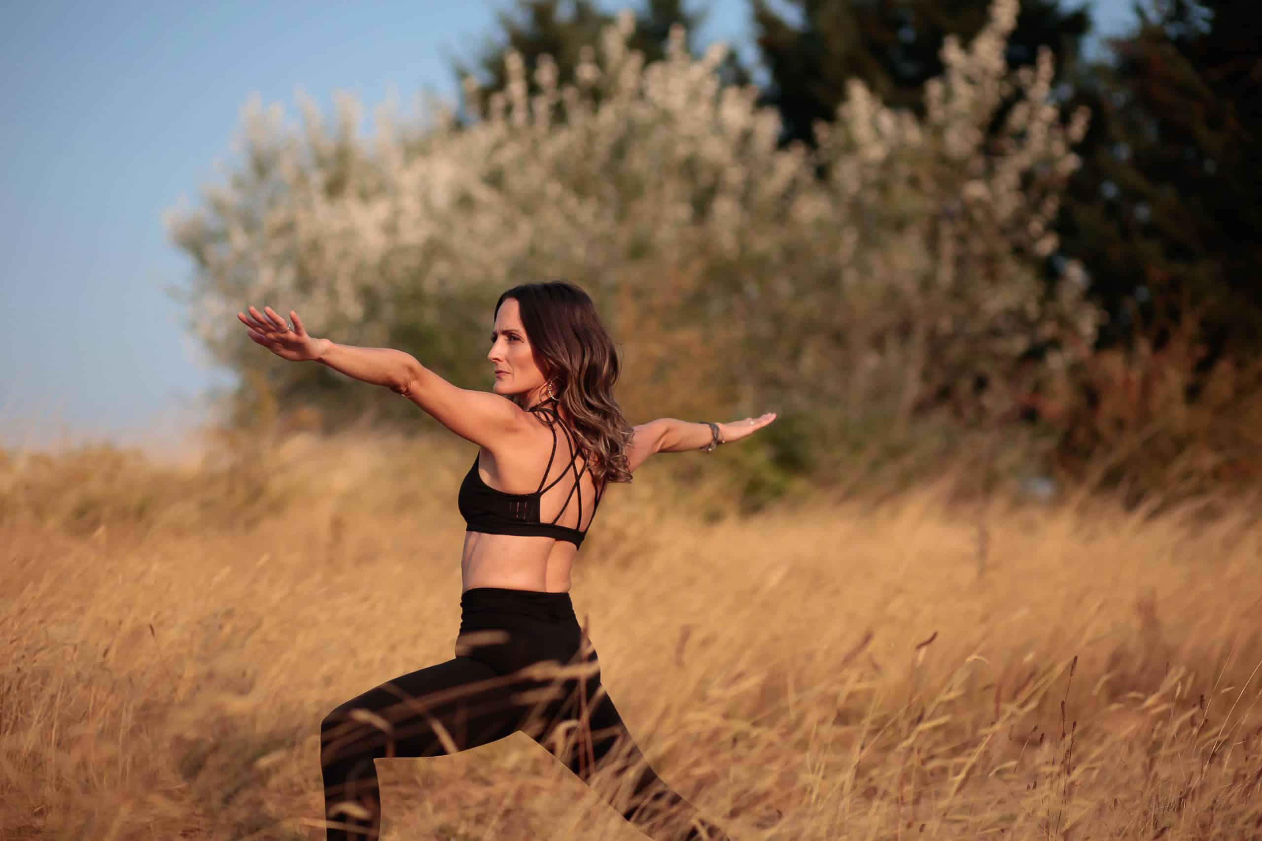 Rachel Lundberg, propietaria e instructora de YogaOAK