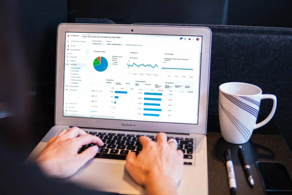 analitice-tablou de bord-monitorizare-media-pentru-banci