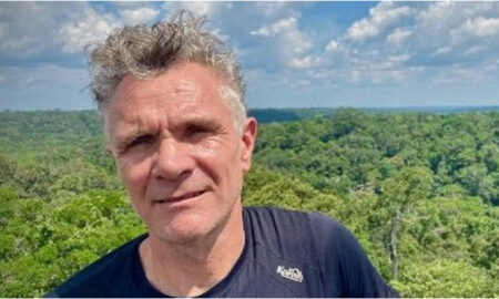 英国のジャーナリスト、ドム・フィリップスは10年以上ブラジルから報告しており、アマゾンの保存に関する本に取り組んできました。