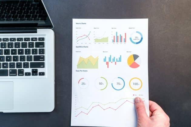 analisi-charts-data-document-graph-paperwork-report-results-survey