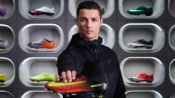 Cristiano Ronaldo popiera nowy produkt Nike