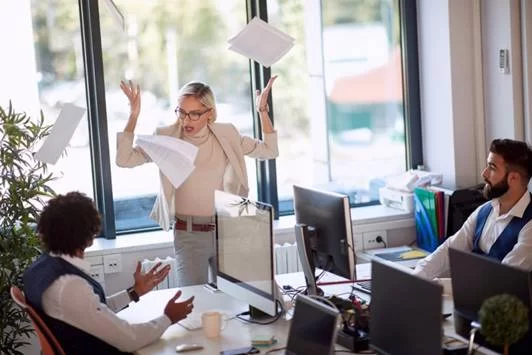 Cosa fare se ti trovi in ​​un ambiente di lavoro ostile