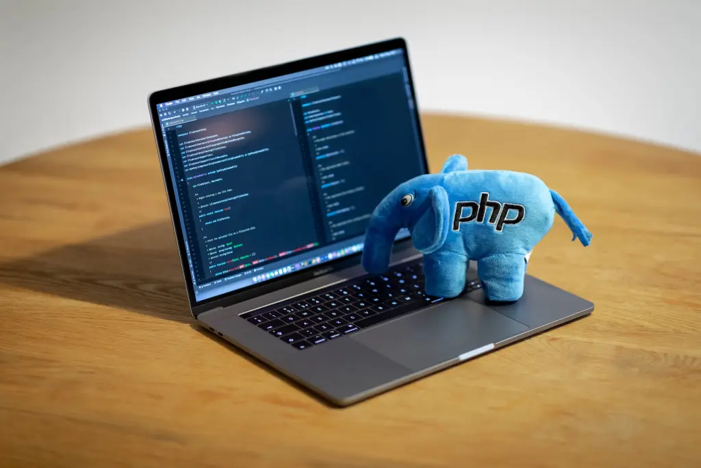 PHP가 여전히 Web Featured Web을 지배하는 이유