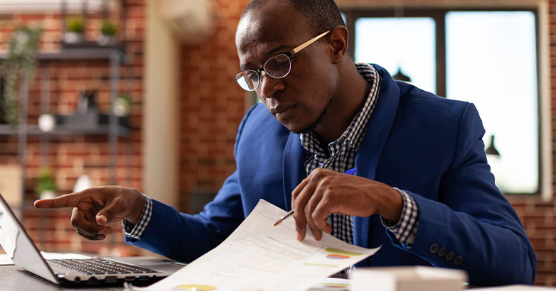 عملية التسويق الاستراتيجي The phases of a strategic marketing process