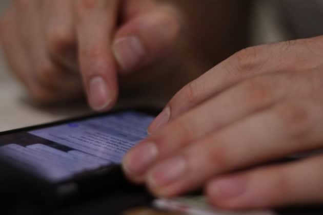 Smartphone-Handy-SMS-Chatbot-Konvertierung