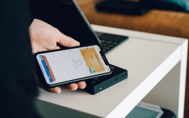 ¿Cuáles son los factores de éxito en el comercio electrónico móvil?
