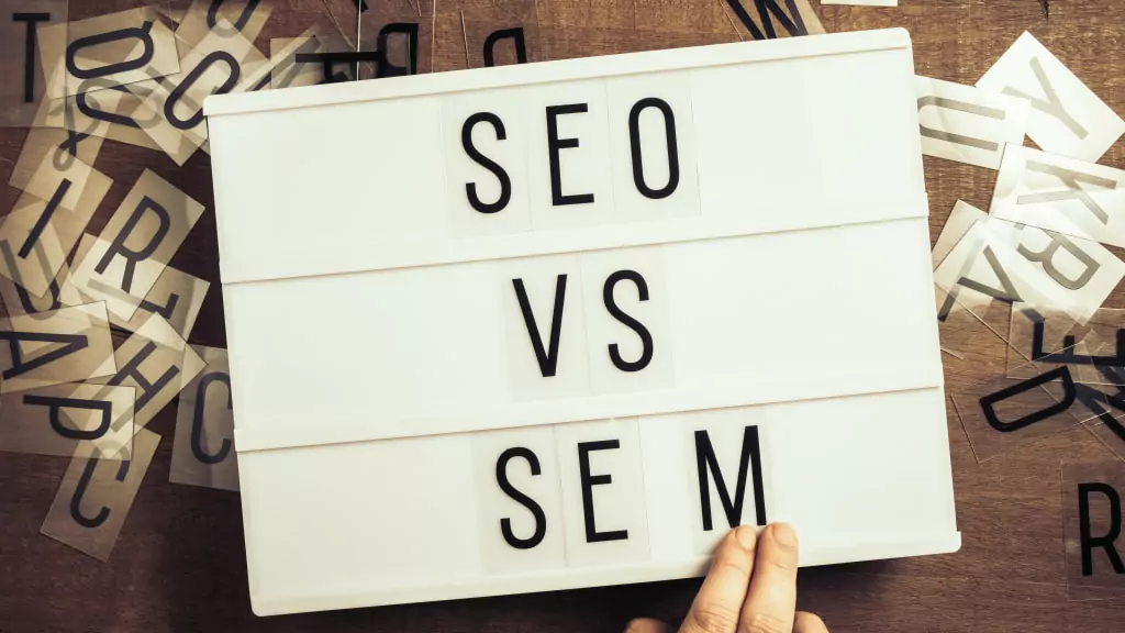 什麼是更好的 SEO 或 SEM