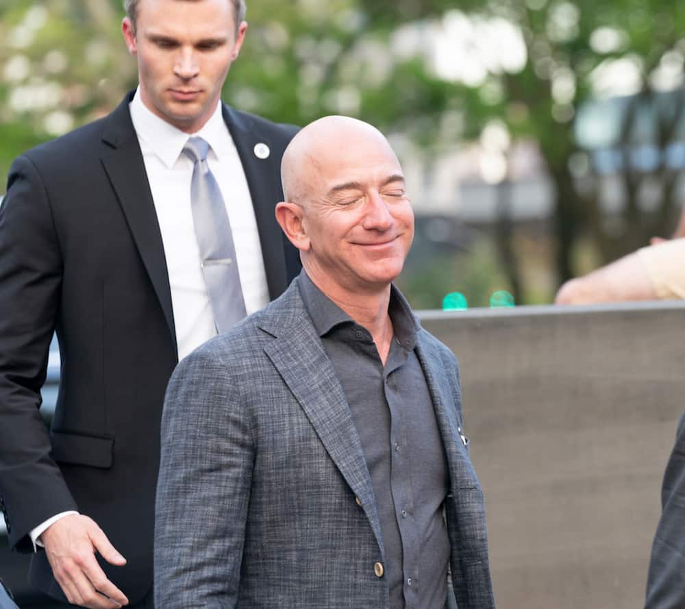 ジェフ・ベゾス CEO アマゾン