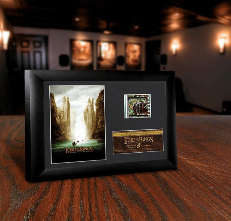 Fellowship-of-the-Ring-20th-Anniversary---MiniCell-Desktop-Presentation