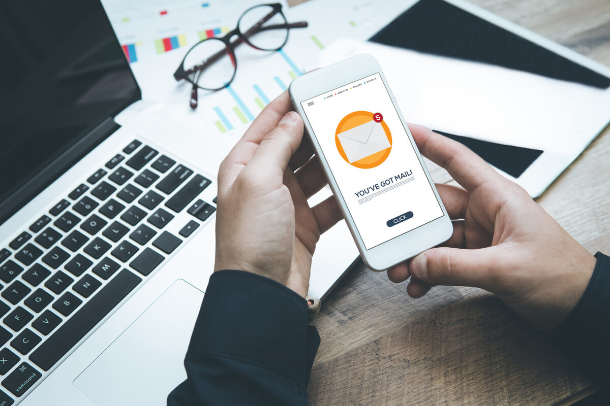 utiliser des e-mails personnalisés - pratiques de marketing numérique de la mode