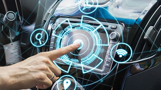 masina-auto-vehicul-tehnologia-digitala