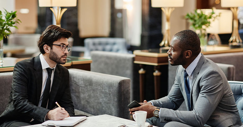 Reseñas en línea para hoteles Online reviews can hotelas help with local SEO, if properly managed