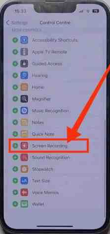คลิกเพื่อบันทึกหน้าจอตัวเลือกสำหรับไมโครโฟนบน iPhone 14