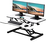 FITUEYES Convertor de birou în picioare, 36 inchi/90 cm lățime, alb, reglabil în înălțime, stație de lucru pentru birou, cu tavă largă SD309103WW