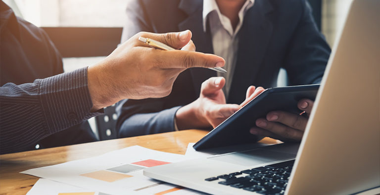 律師的本地搜索引擎優化:跟踪您的結果 How to track your local SEO for lawyers efforts