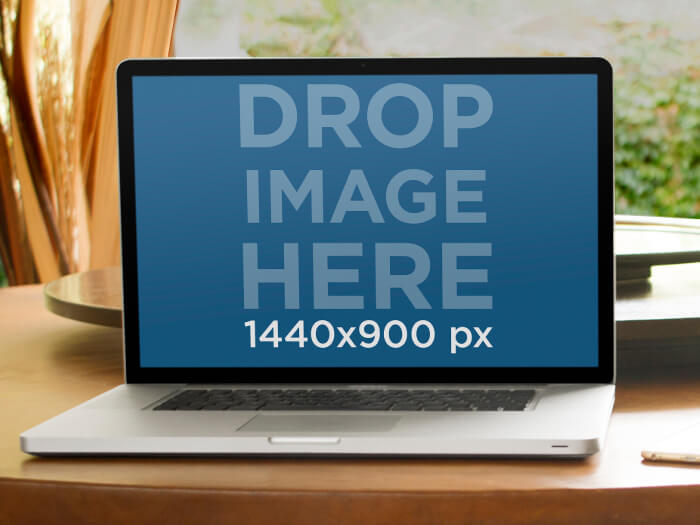15 İnç Macbook Pro Maketi