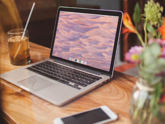 12 İnç Macbook Şablonu