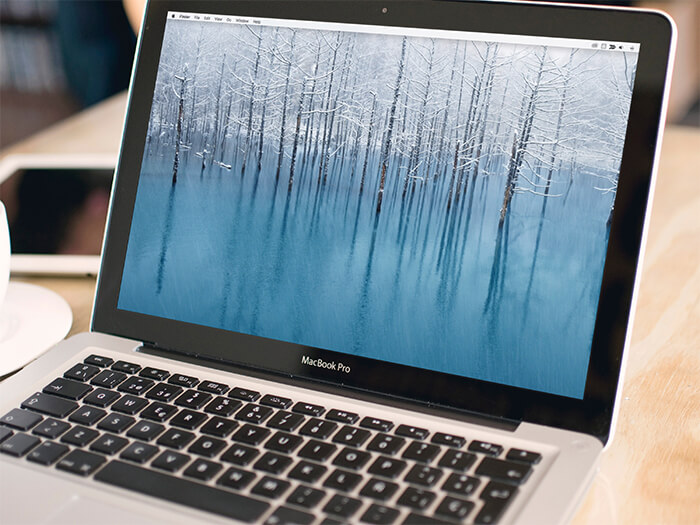 Macbook Pro Mockup Kopyası