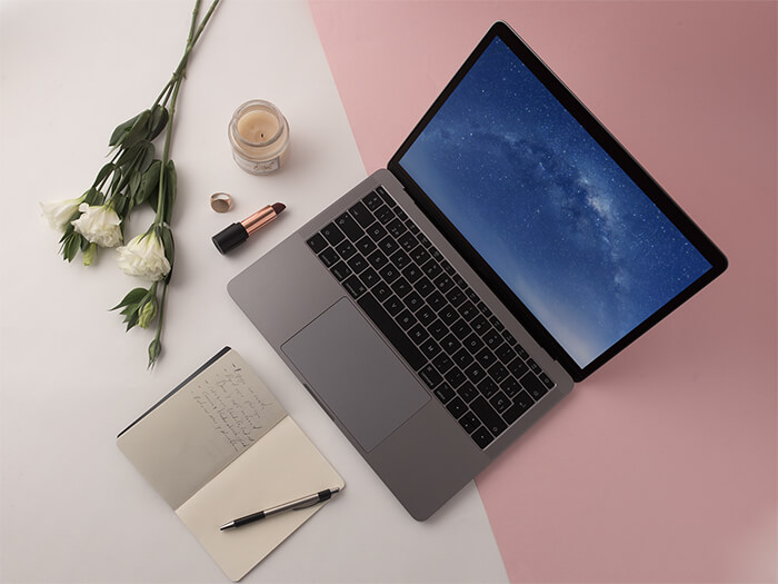 Spacegray Macbook Mockup 02 Kopyalama