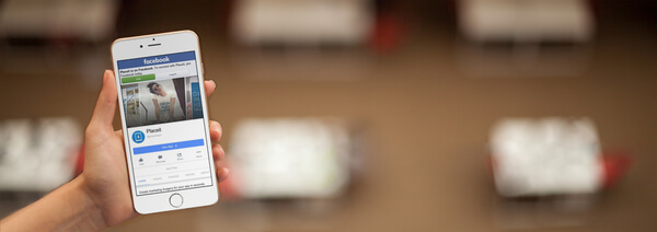 iphone 样机模板 placeit