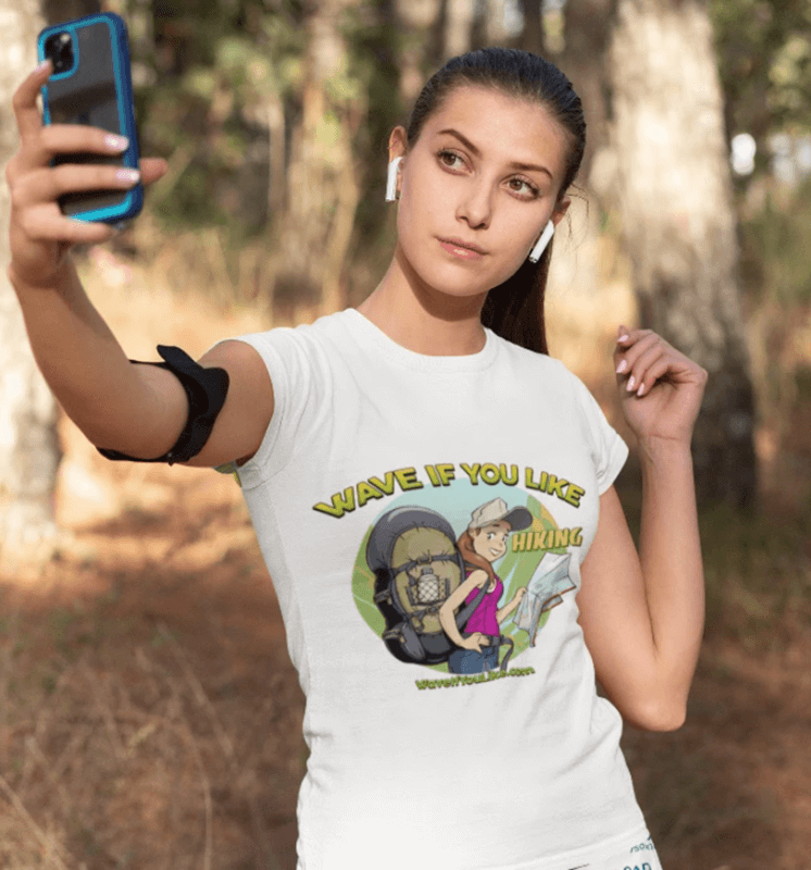 Kobiety.selfie.wędrówki.na zewnątrz