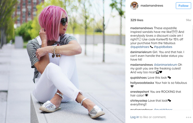 Influenceur Instagram offrant un code promo