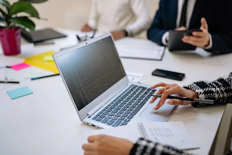 marketing b2b pe rețelele sociale