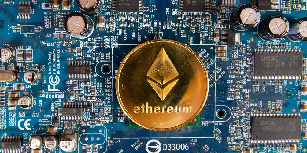 Blockchain Ethereum folosit în baterea NFT