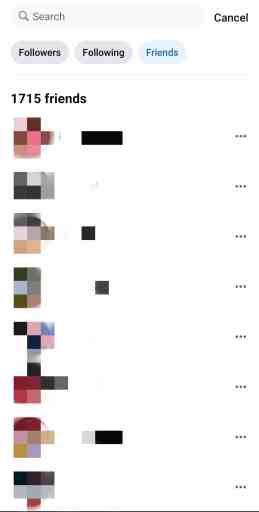 Verifique su lista de amigos de Facebook para buscar a alguien que me eliminó en Facebook
