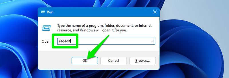 Откройте реестр Windows