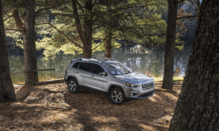 Jeep Cherokee 2019: SUV de tamaño mediano que da un paso adelante en su evolución con un diseño auténtico y premium y un nuevo motor turbo global avanzado