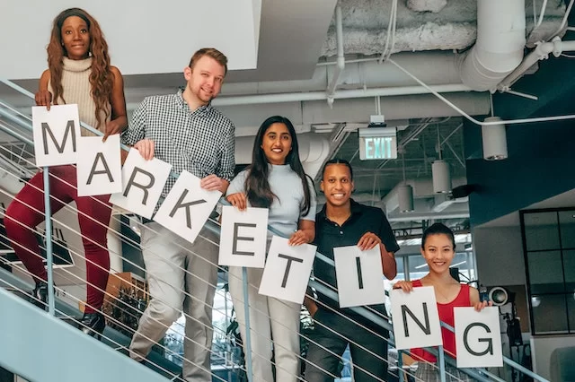 Möglichkeiten, bei Marketingtrends auf dem Laufenden zu bleiben
