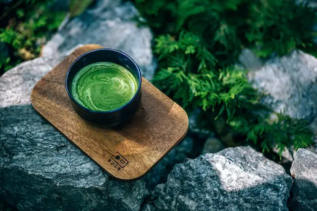اصنع شاي قرطوم