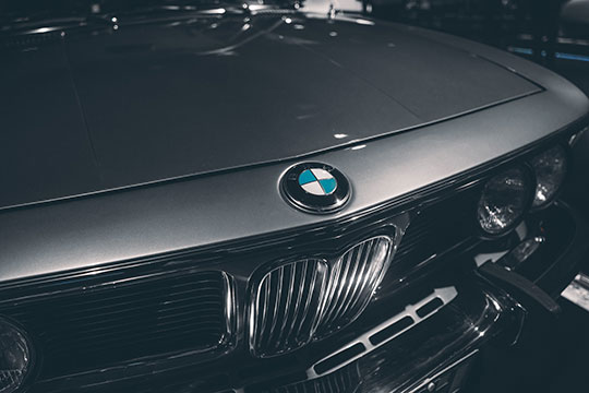 ยี่ห้อ-รถยนต์-BMW-รถ-เทคโนโลยี-พาหนะ