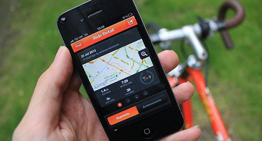تطبيق Strava