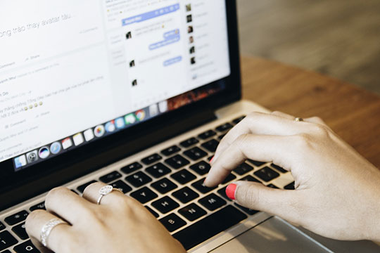 software-applicazione-mac-tecnologia-apple-per-laptop